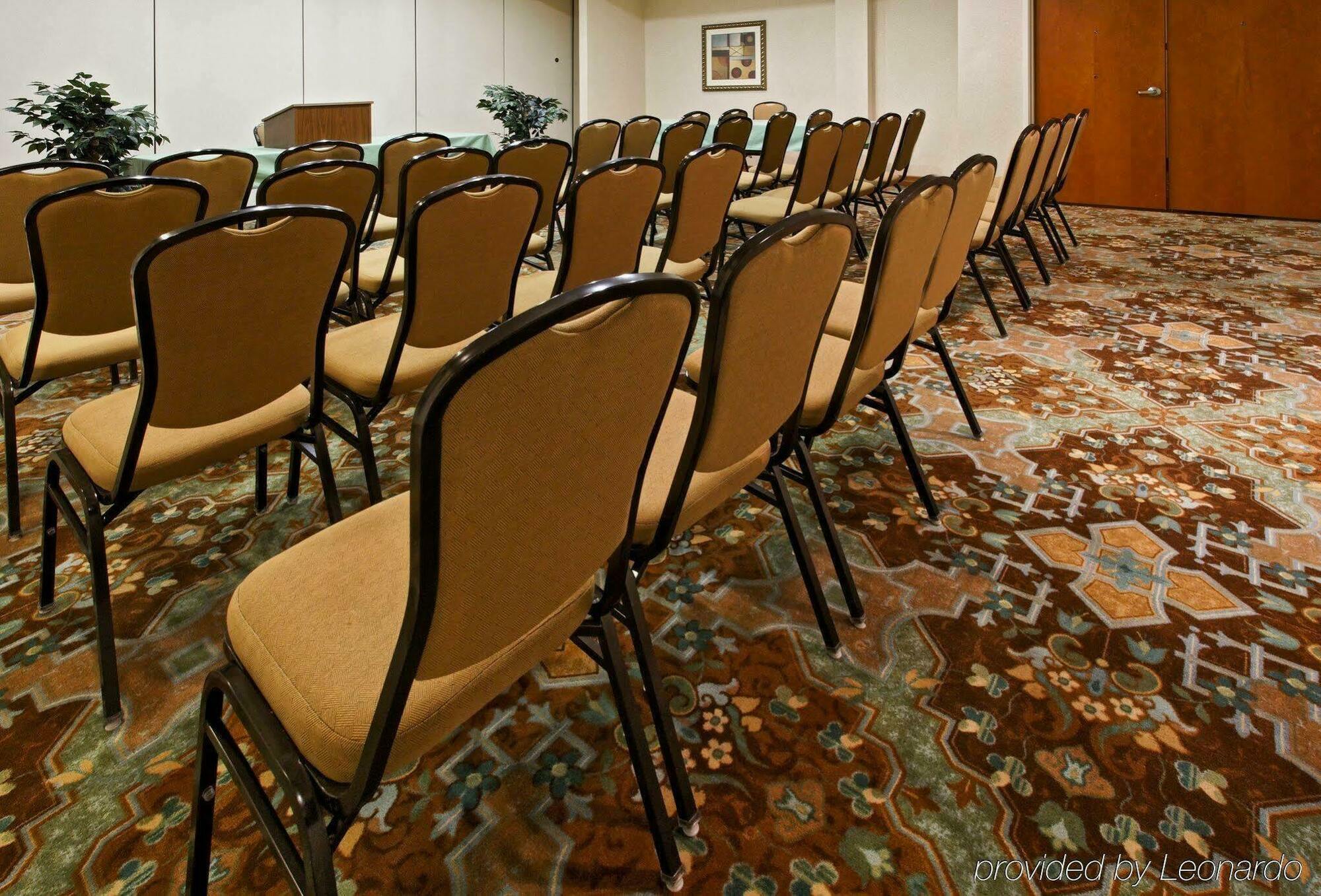 Holiday Inn Express Hotel & Suites Mansfield By Ihg Dış mekan fotoğraf